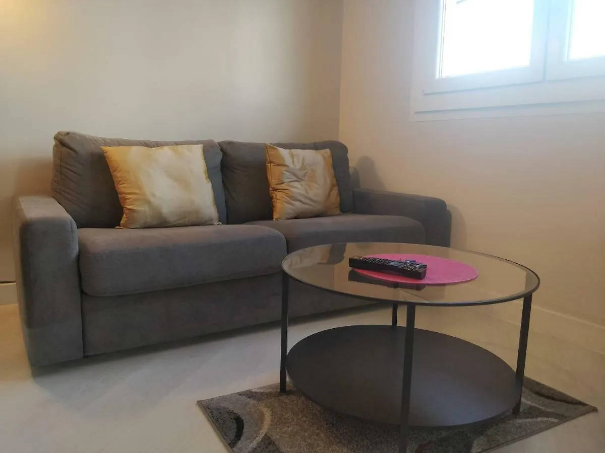 Le Chicago 4 Pers Centre Ville Wifi Parking Tram Apartment Clermont-Ferrand 0*,  France